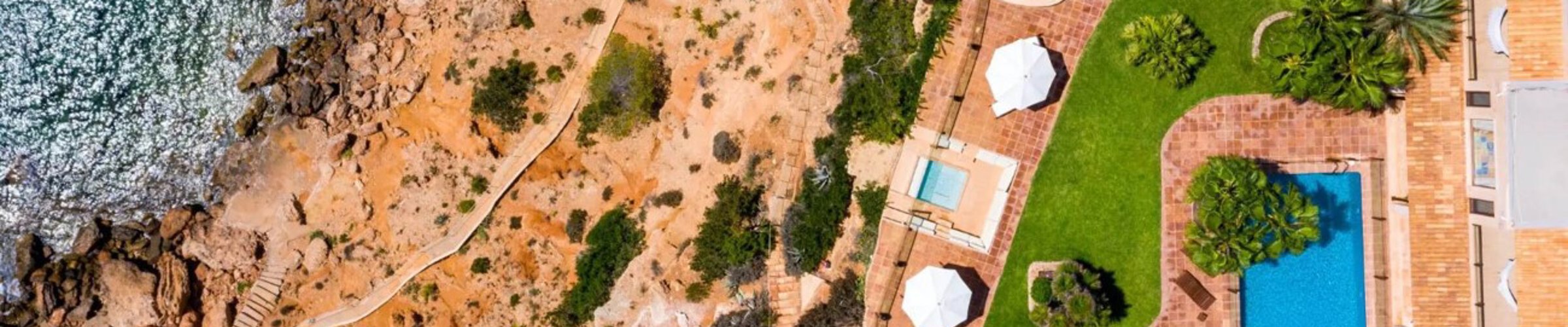 Ibiza, Hotels vs Luxury Villas
