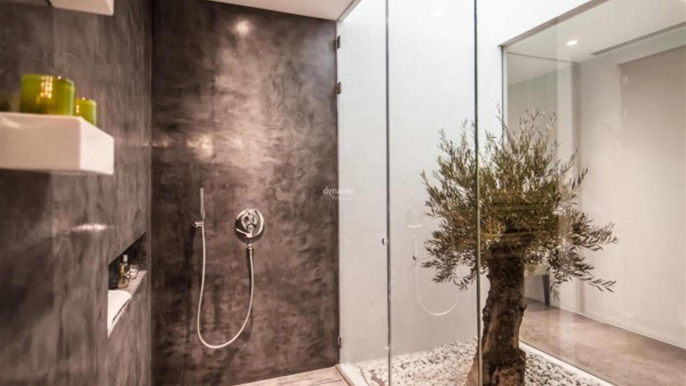 benirass-villa-bathroom-600x400