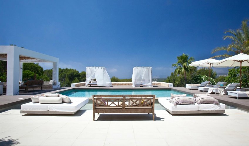 Luxury Villas in Ibiza with Private Pool