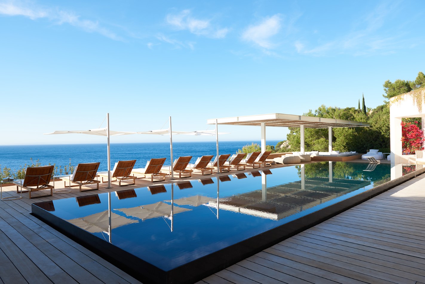 The best way to choose a luxury family villa holiday in Ibiza