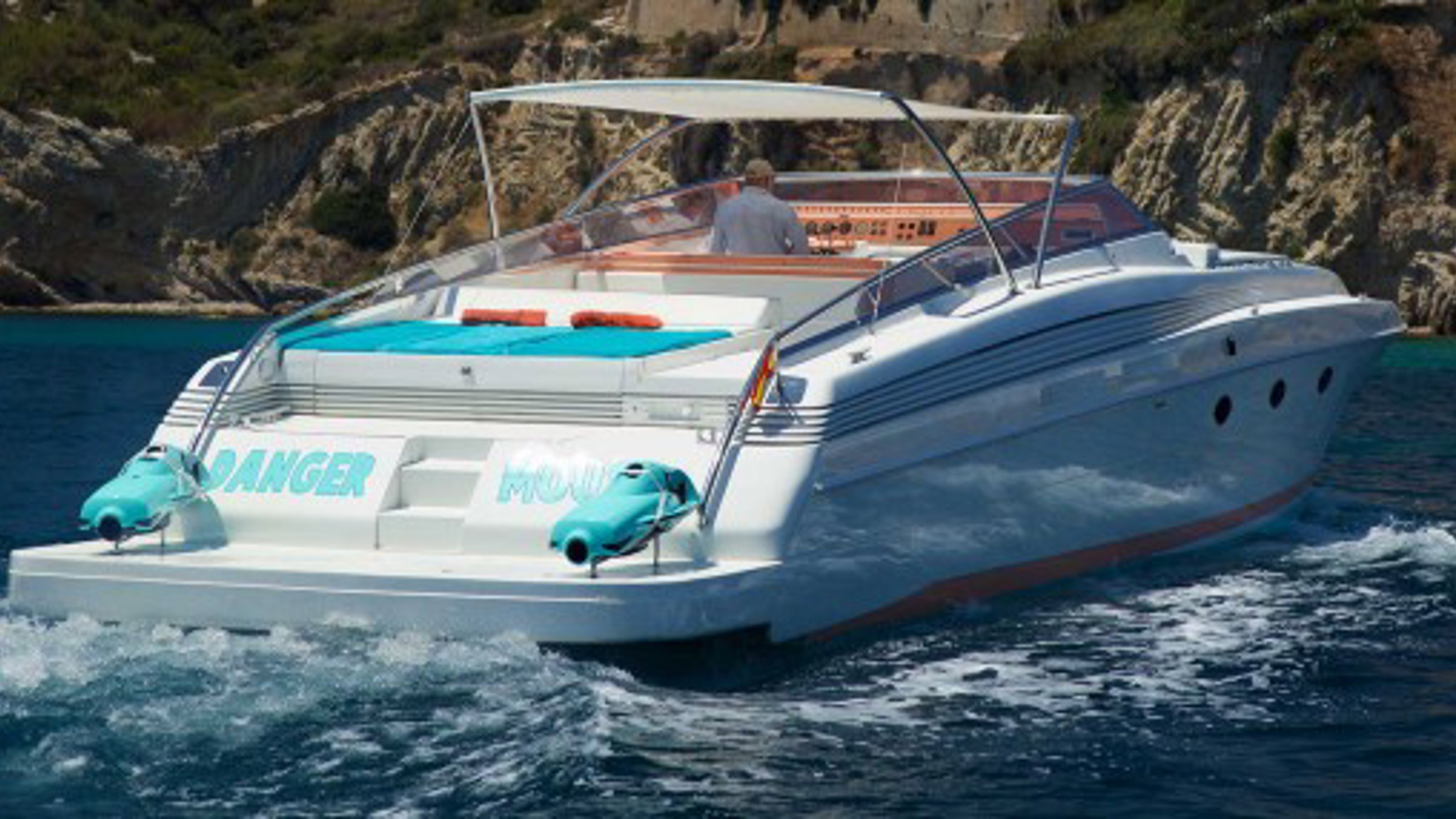 The-Boat-Charter-Company-Ibiza-Motorboat-DangerMouse-1-600x286