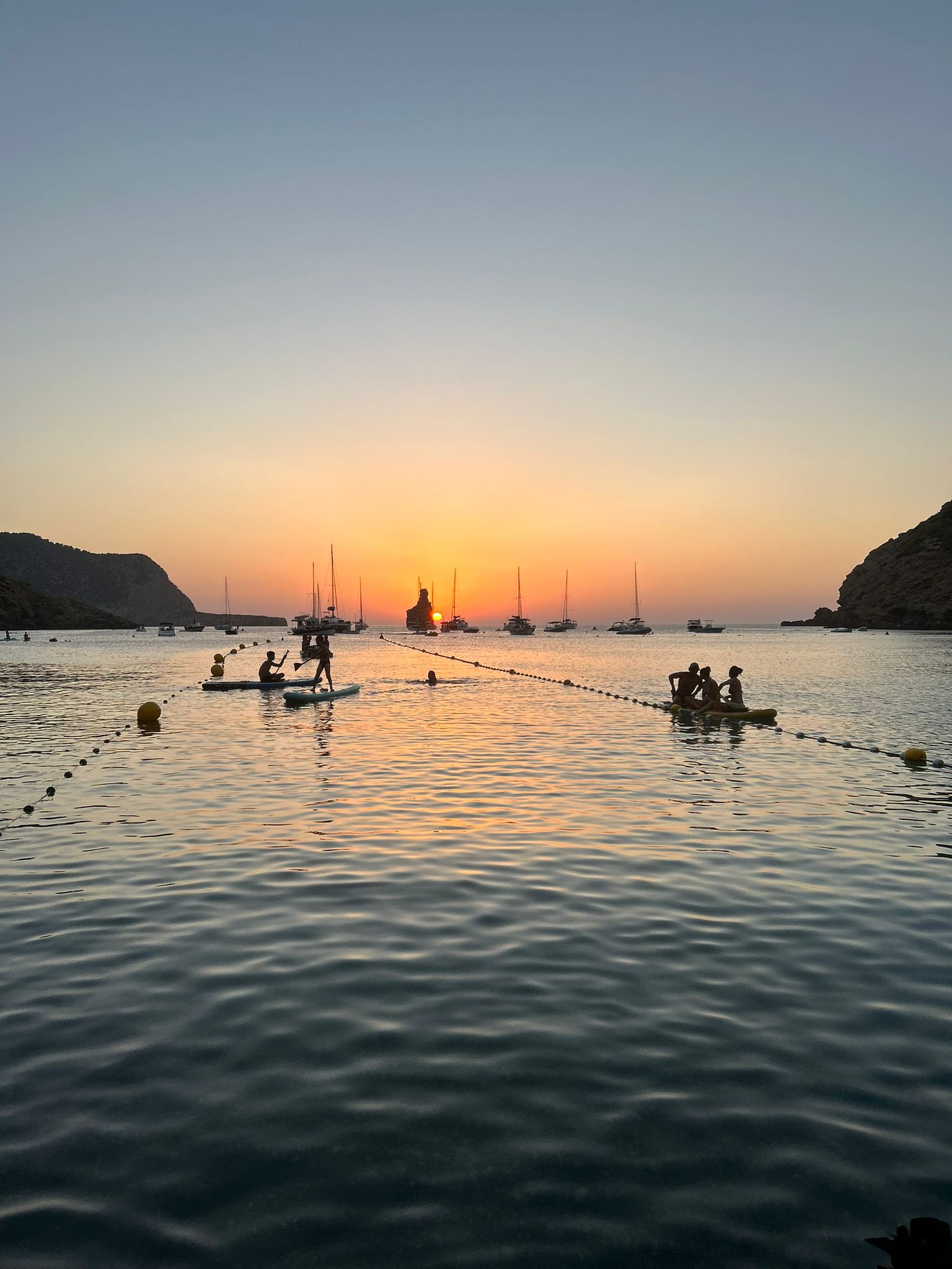 Ibiza Group Holidays - Unique Dynamic Lives Experiences for Groups