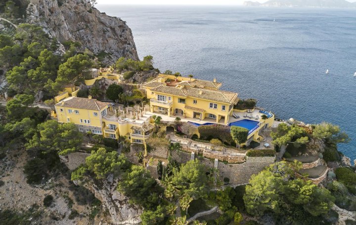 The Yellow House